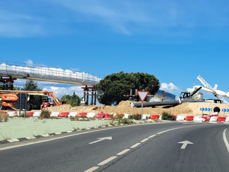 GRAVE ACCIDENTE EN LAS OBRAS DE LA  PASARELA DE «ROZA MARTÍN» EN&nbsp;MAJADAHONDA.