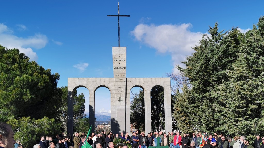 HOMENAJE A LOS LEGIONARIOS RUMANOS ION MOTA Y VASILE MARÍN EN MAJADAHONDA