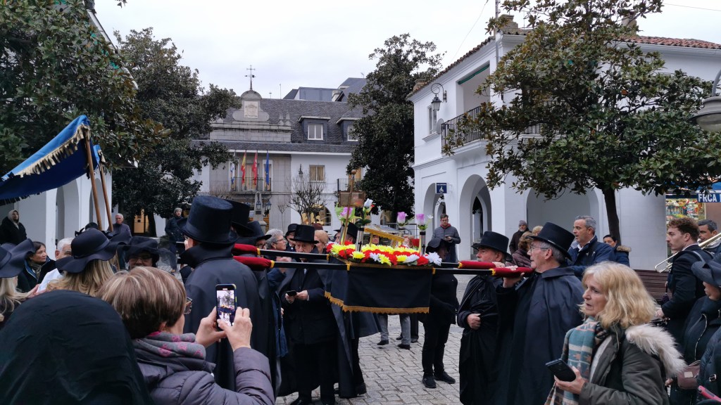 EL CLUB DE LA TERCERA EDAD “REINA SOFIA” Y SU TRADICIONAL ENTIERRO DE LA SARDINA&nbsp;2025