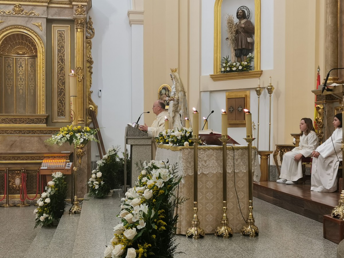 LA MISA MAYOR DEL DOMINGO DE RESURRECCIÓN SIN PRESENCIA DE AUTORIDADES&nbsp;MUNICIPALES