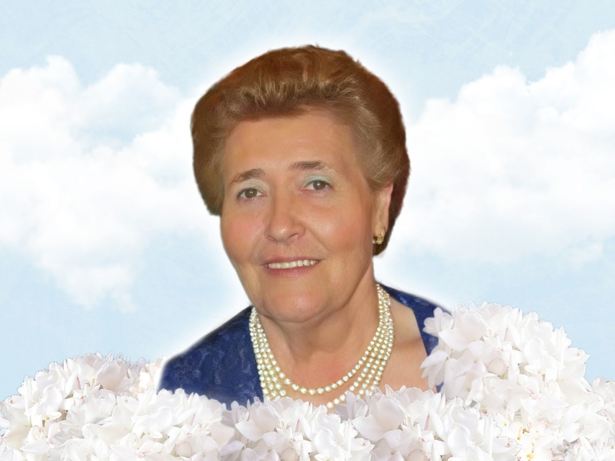 EL CIELO SE LLENA DE FLORES PARA RECIBIR A&nbsp;«LOLA»