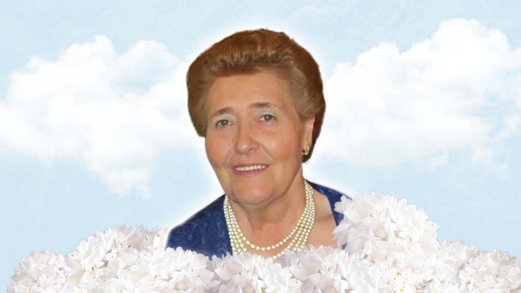 EL CIELO SE LLENA DE FLORES PARA RECIBIR A&nbsp;«LOLA»